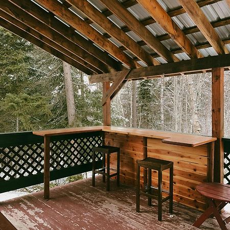 Alpine Meadows Lodge Голдън Екстериор снимка
