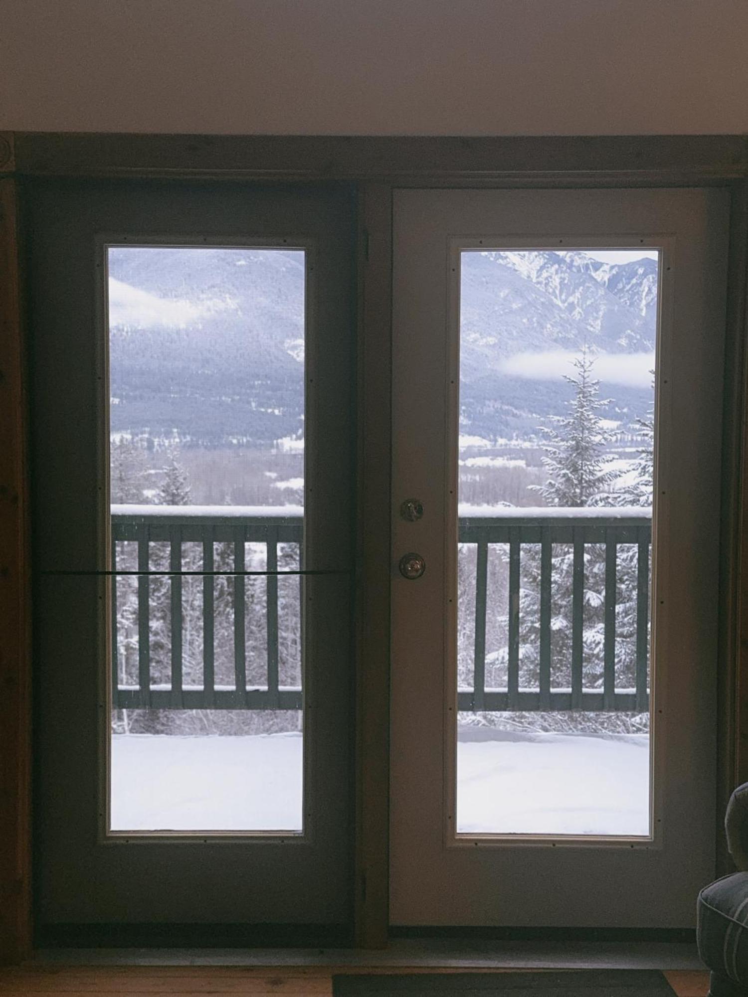 Alpine Meadows Lodge Голдън Екстериор снимка